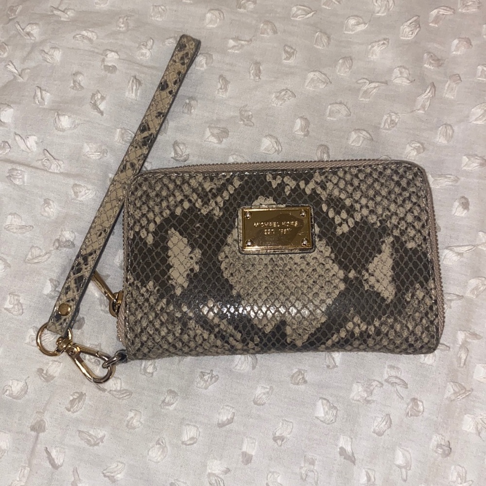 Snakeskin wallet